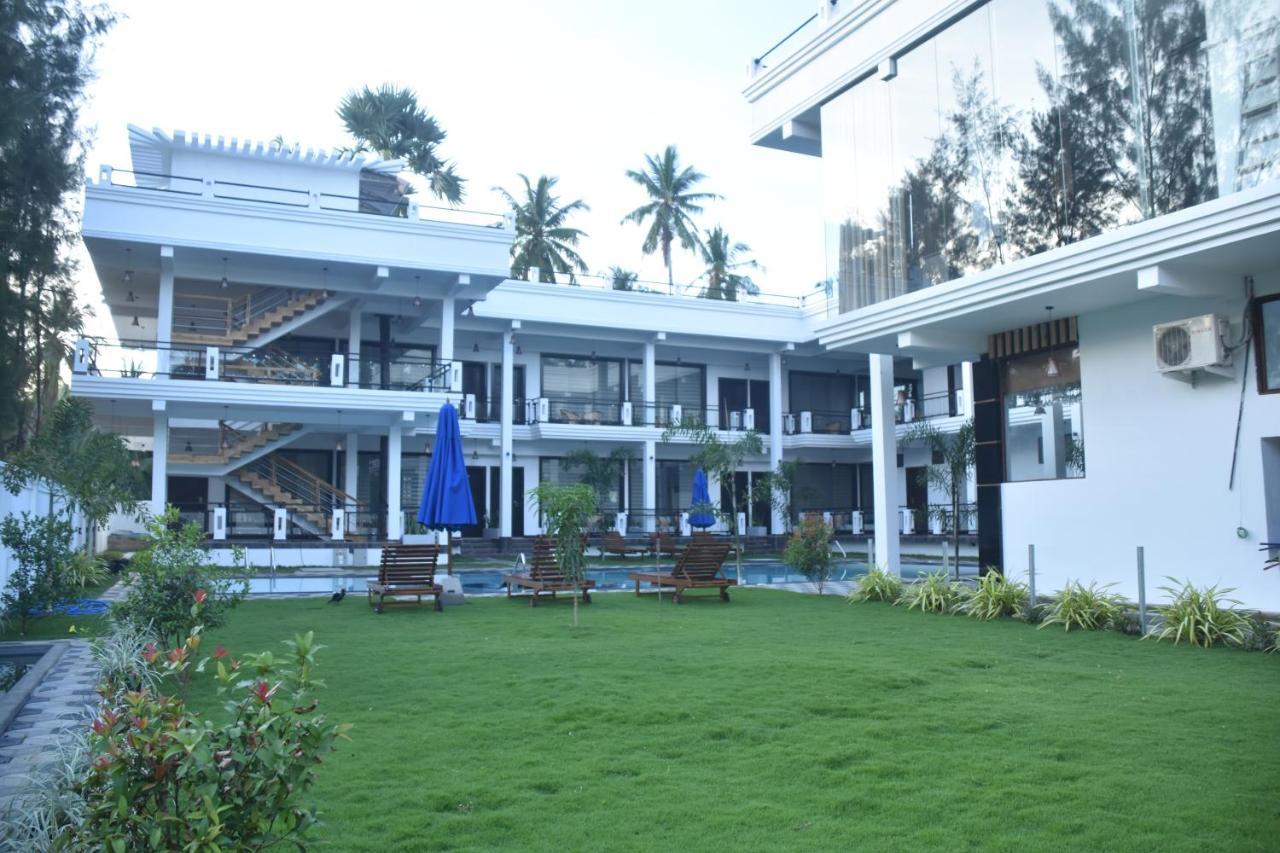 J7 Villaj Resort Trincomalee Eksteriør billede